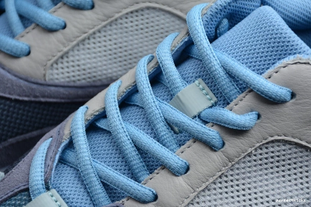 Adidas Boost Yeezy FW2498 Carbon Blue 700 0815